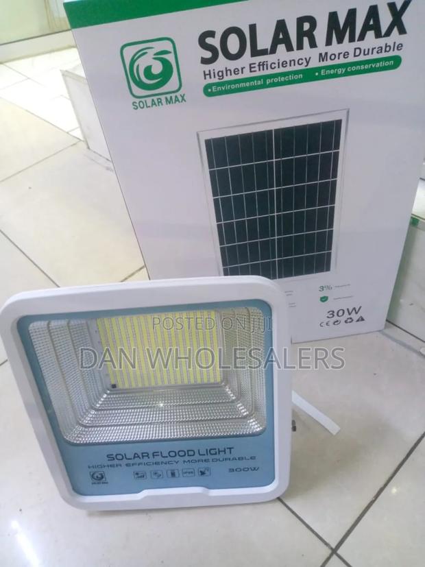 Solarmax 300w Solar Flood Light - Bright Outdoor Glow