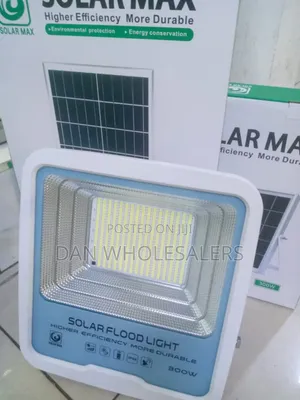 Solarmax 300w Solar Flood Light - Easy-Install Brilliance