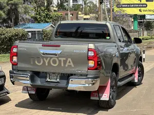 Toyota Hilux Revo Double Cab Deisel 2.4 AWD 2021 Brown