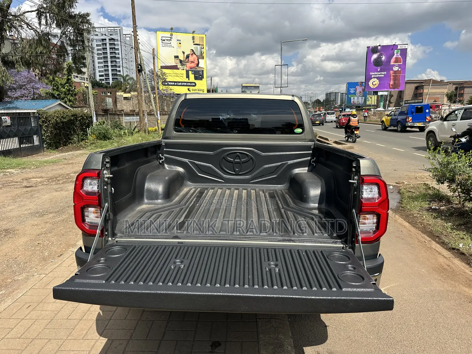 Toyota Hilux Revo Double Cab Deisel 2.4 AWD 2021 Brown