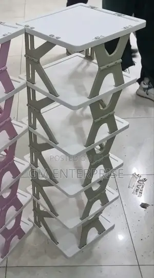 * Foldable Retracting Shoe Rack N