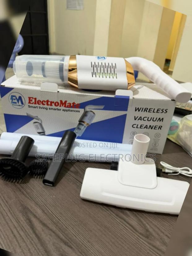 Vacuum Cleaner - Cordless Easy Storage - main view