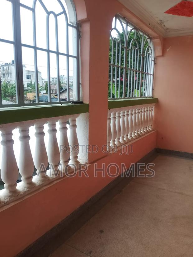 8bdrm Apartment in Vescon-1 for rent - thumbnail 13