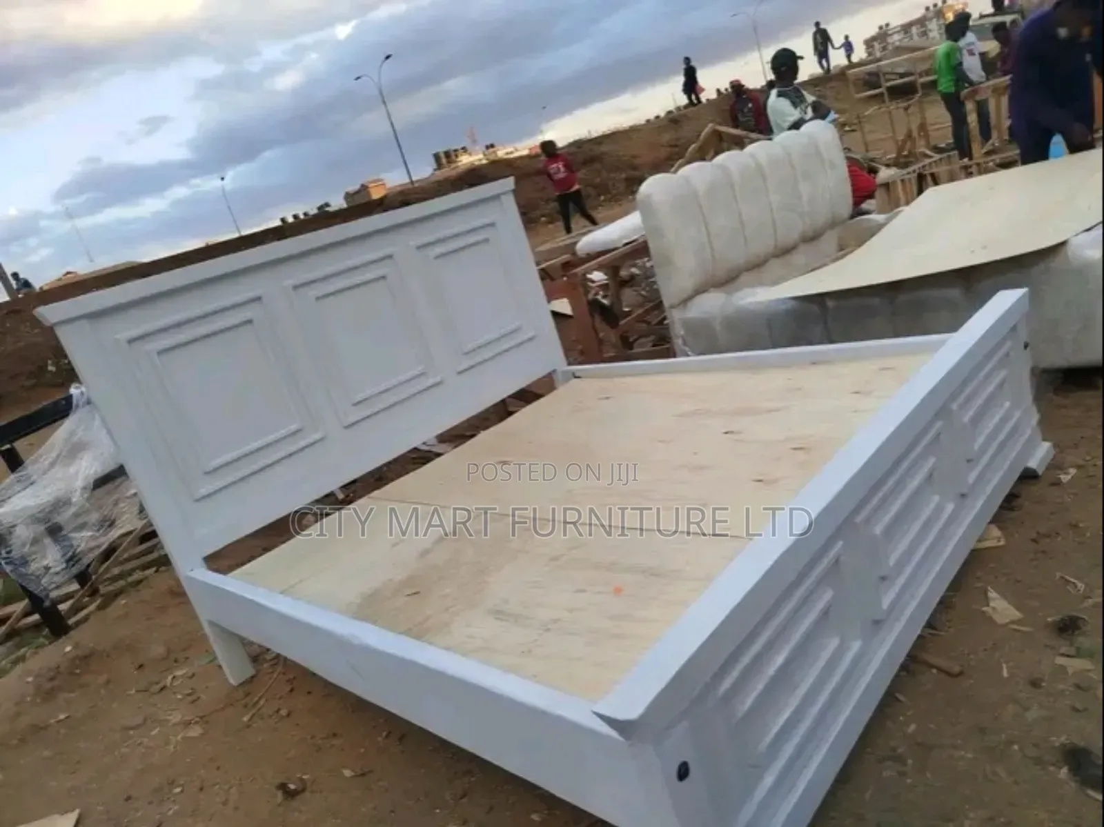 Crafted-Supreme Board Beds 5 by 5*6 5 ×6