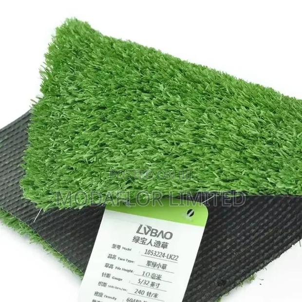 Soft Safe Artificial Grass for Kids Pets