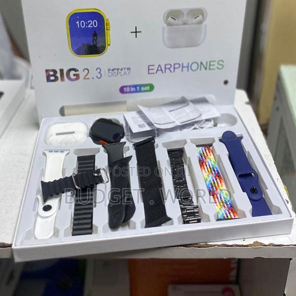 Bluetooth I20 Ultra Max Stunning Amoled 10-in-1 Smartwatch
