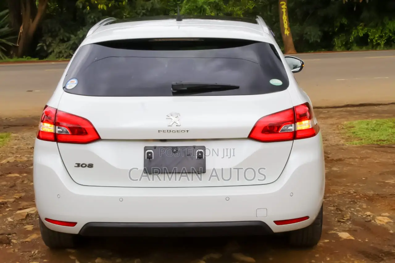 Peugeot 308 2018 White