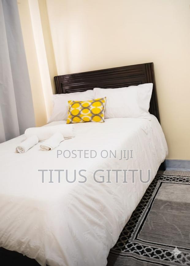 Studio Airbnb in Ngara, Along Thika Road | 5 Mins to CBD | Secure |