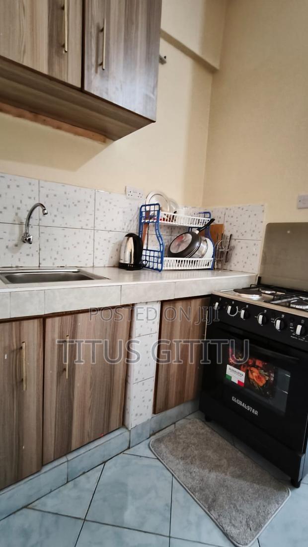 Studio Airbnb in Ngara, Along Thika Road | 5 Mins to CBD | Secure | - thumbnail 3