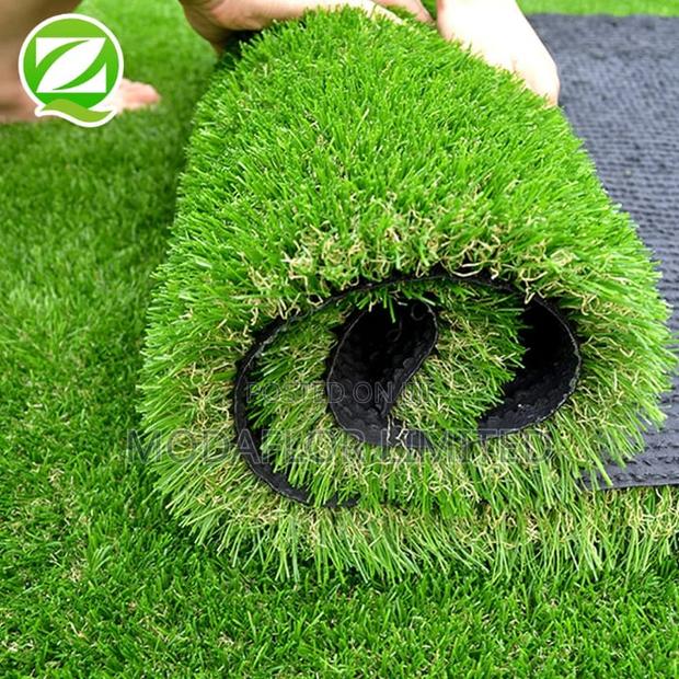 Natural-Look Green Grass Carpet | Soft Durable