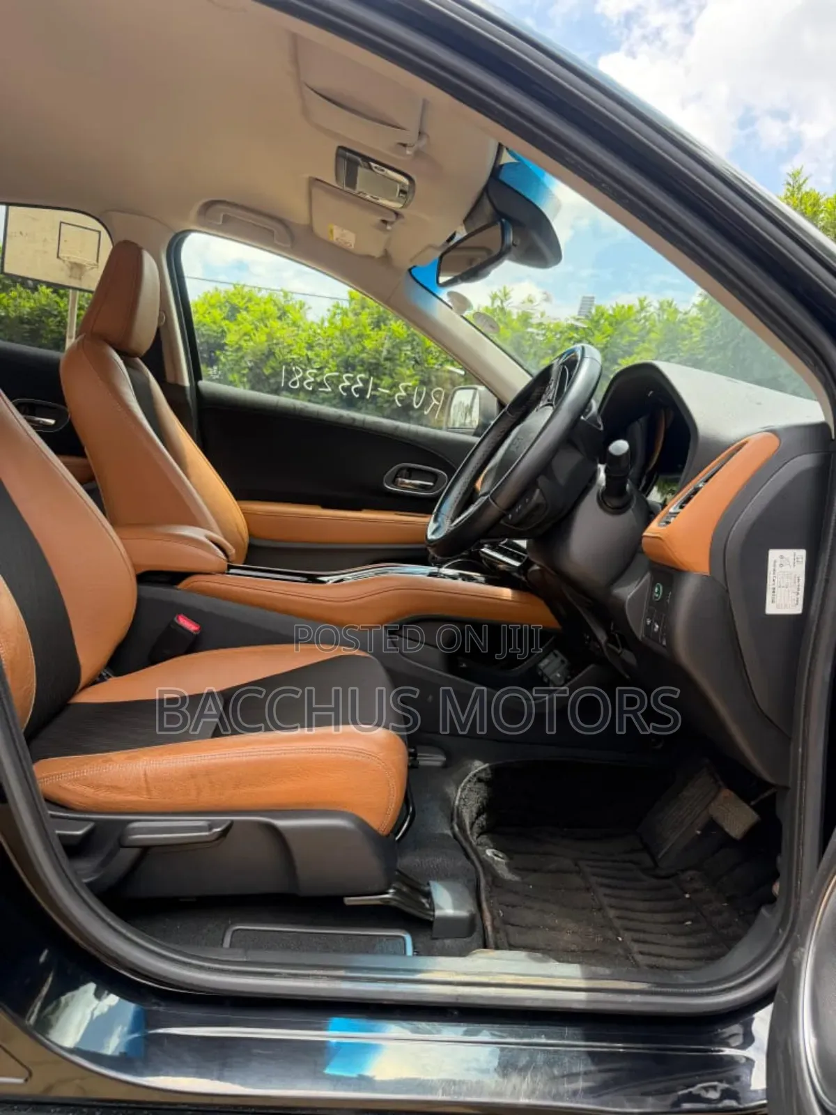 Honda Vezel 1.5 Hybrid 2WD 2019 Black