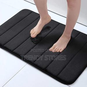 Non Slip, Absorbent Microfiber Door Mat/ Bathroom Mat - thumbnail 2
