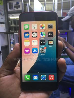 Apple iPhone SE (2020) 64 GB Red - main view