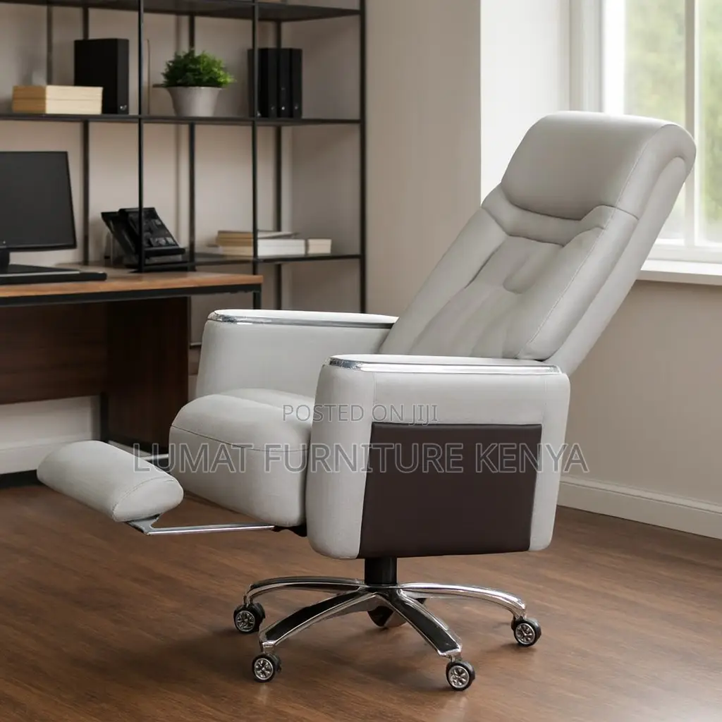 Ergonomic Executive Chair With Leg Support