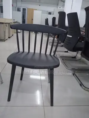 Durable Plastic Office Chair