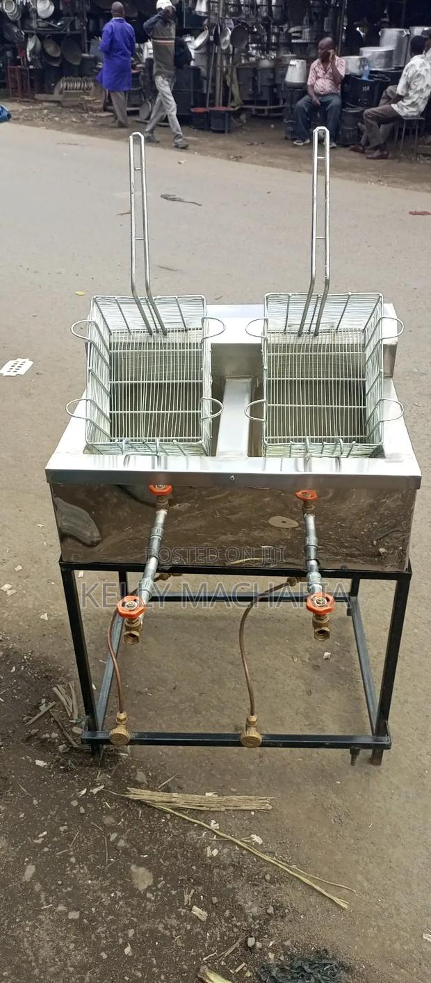 Gas Fryers - thumbnail 4