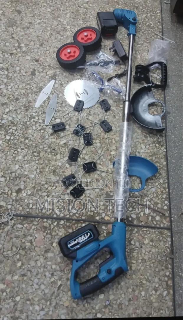 Makita Cordless Brush Cutter and Grass Trimmer.