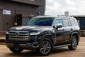 Toyota Land Cruiser 2023 Gray