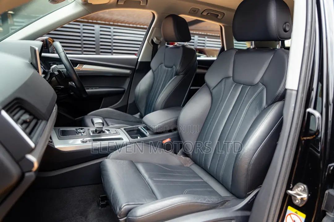 Audi Q5 2.0T Premium AWD quattro 2019 Black