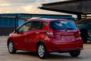 Nissan Note 2018 Red