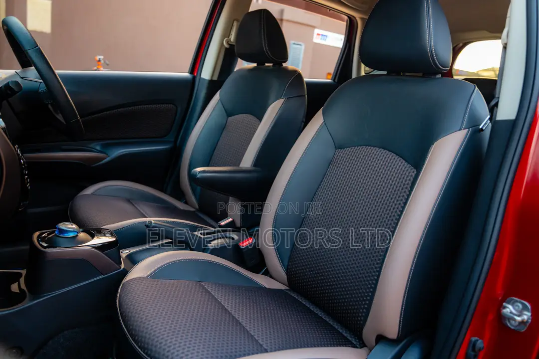 Nissan Note 2018 Red