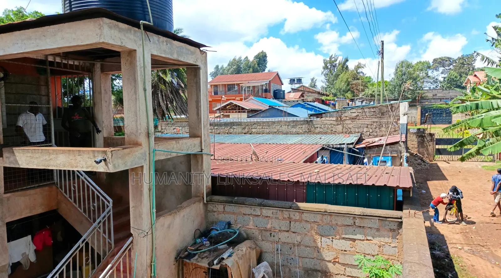2 Floors Apartment, On A 50 By 100 Plot, 100m From Tarmac. Titled