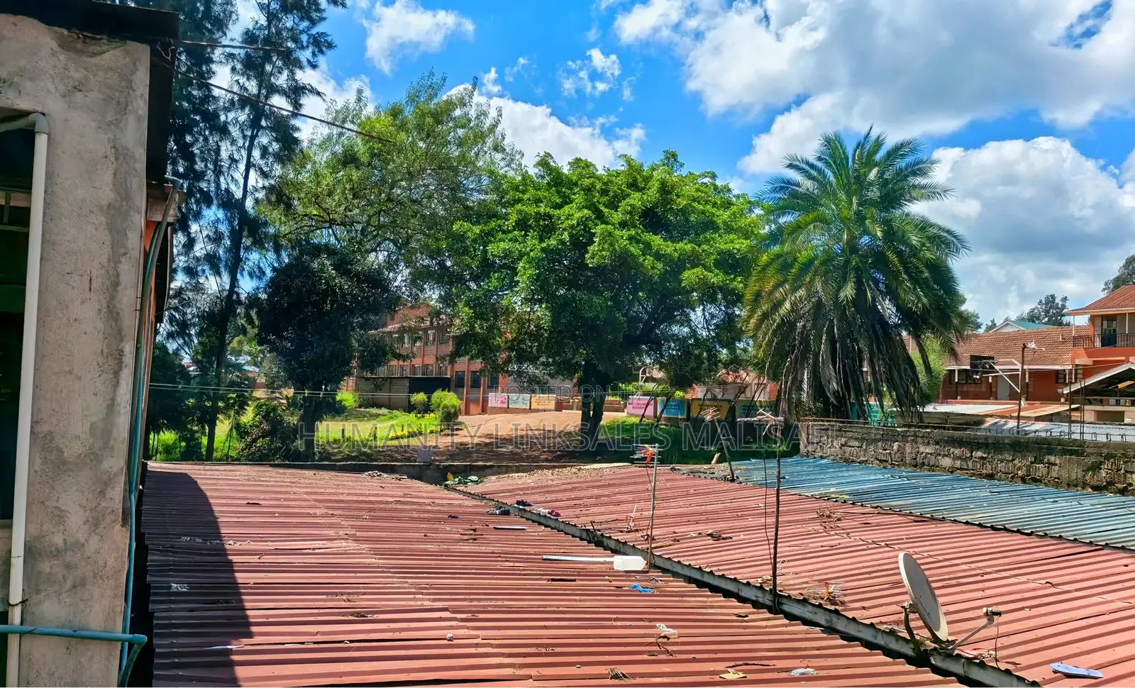 2 Floors Apartment, On A 50 By 100 Plot, 100m From Tarmac. Titled