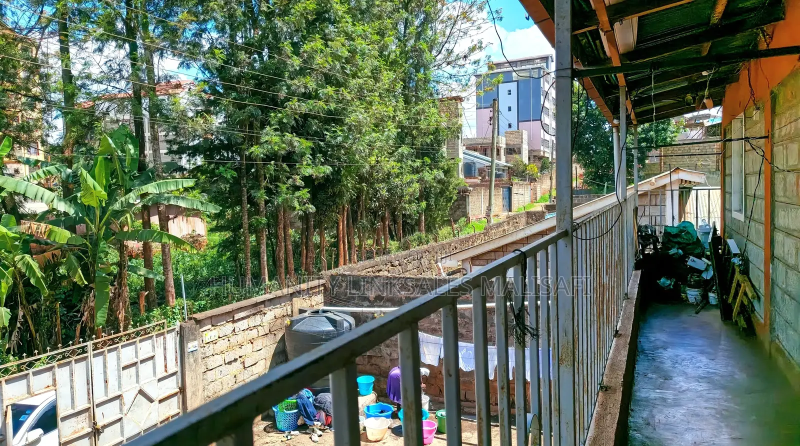 2 Floors Apartment, On A 50 By 100 Plot, 100m From Tarmac. Titled