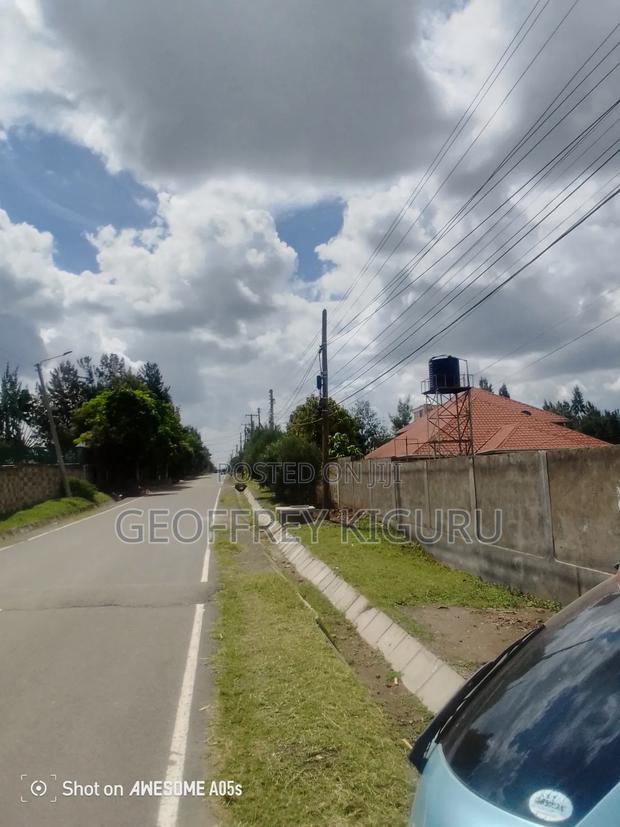 Half Acre Fronting Tarmack in Utawala - thumbnail 5