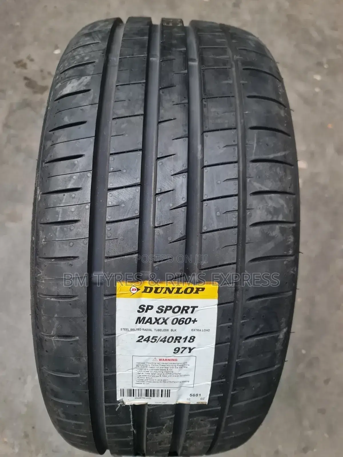 245 /40 R18 Dunlop
