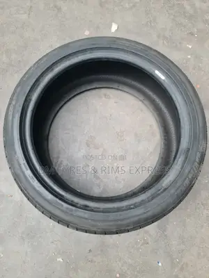 245 /40 R18 Dunlop