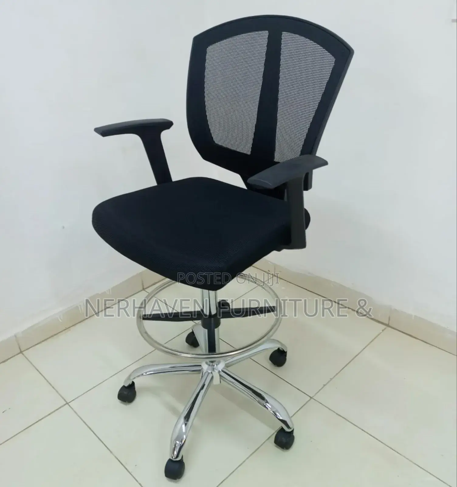 Adjustable Height Cashier Stool – Ideal For Long Hours