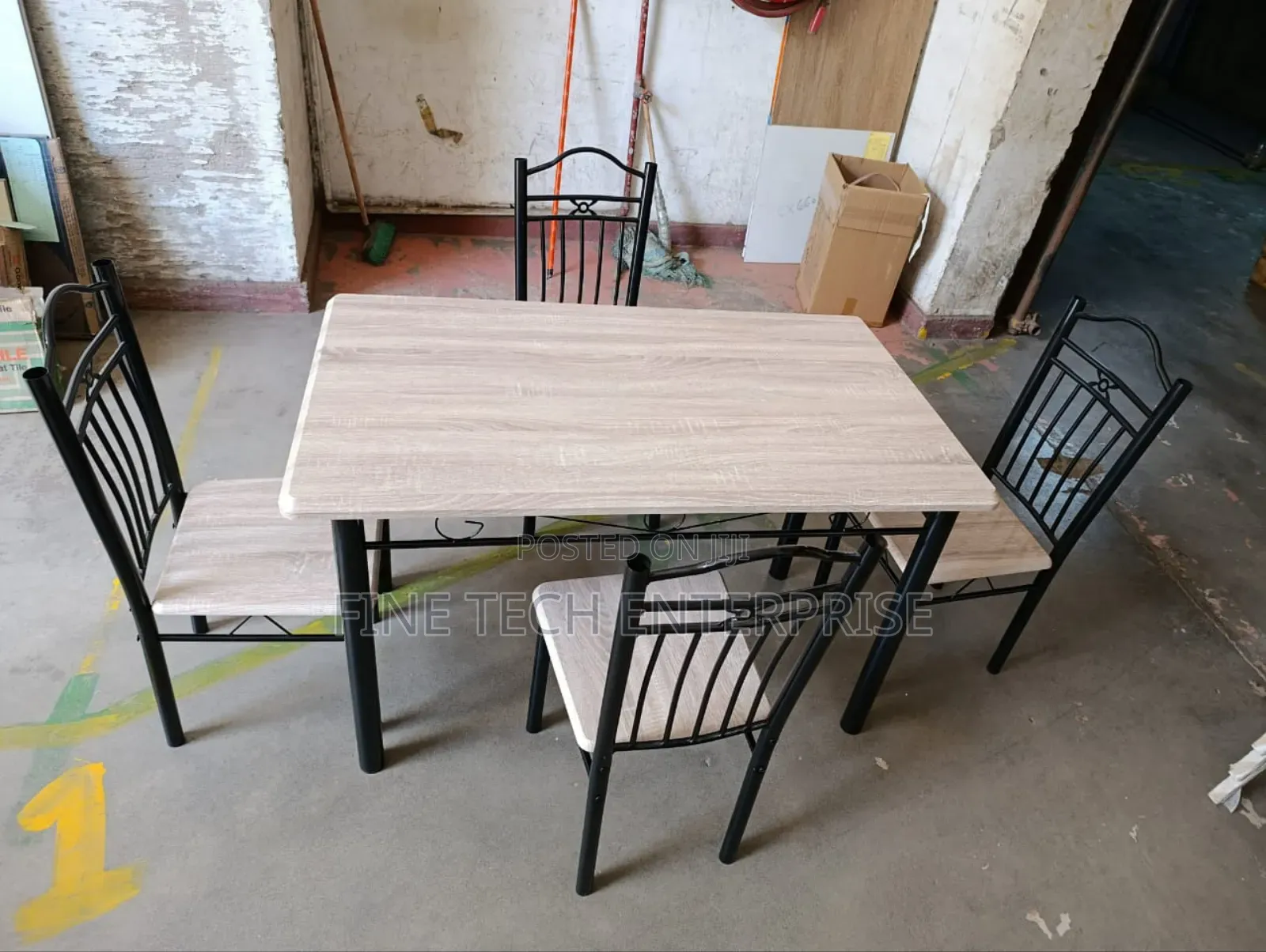 Executive 4 Sitter Dinning Table