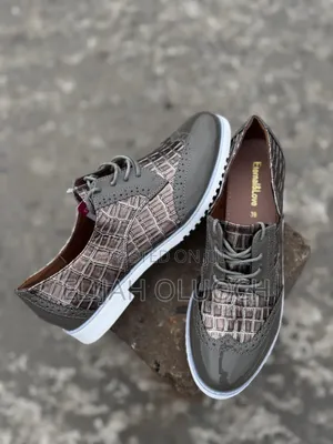 White Sole Brogue