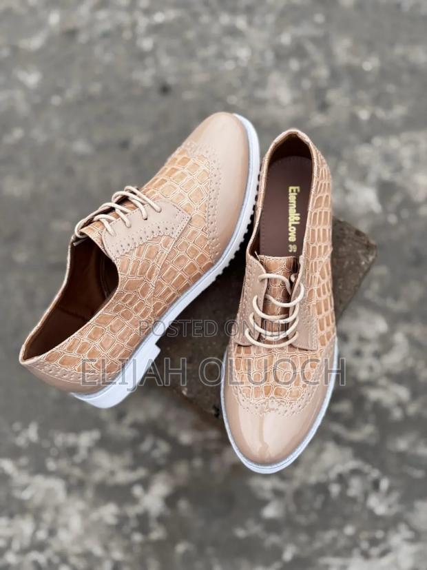 White Sole Brogue - thumbnail 5