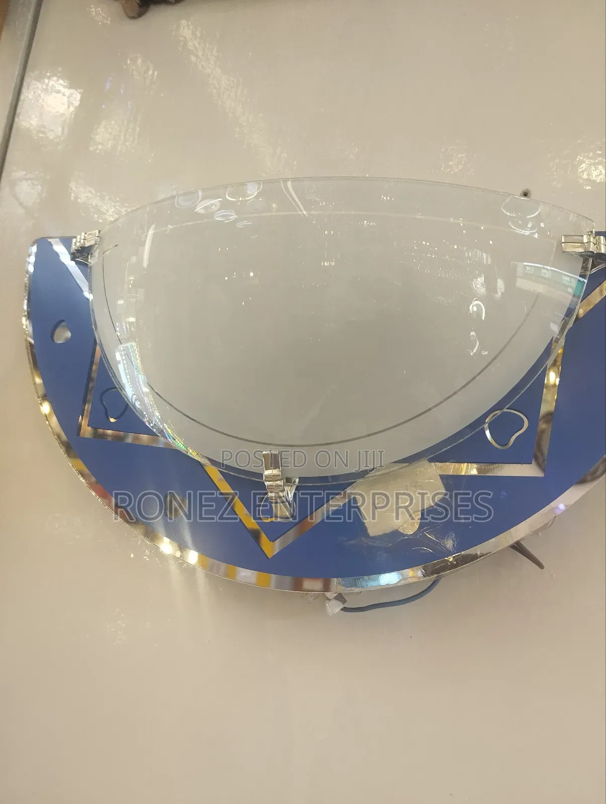 Half Moon Glass