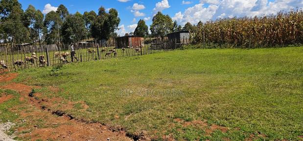 Prime Plots for Sale in Illula Centre - thumbnail 4