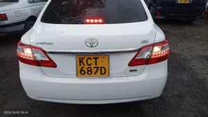 Toyota Premio 2011 White