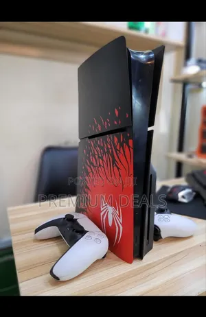 Spiderman Edition With Two Pads and Cables.