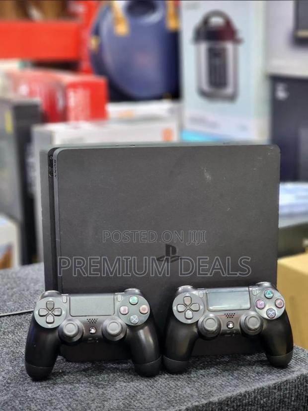 Superdeal Ps4 Slim Jailbroken With 18games.