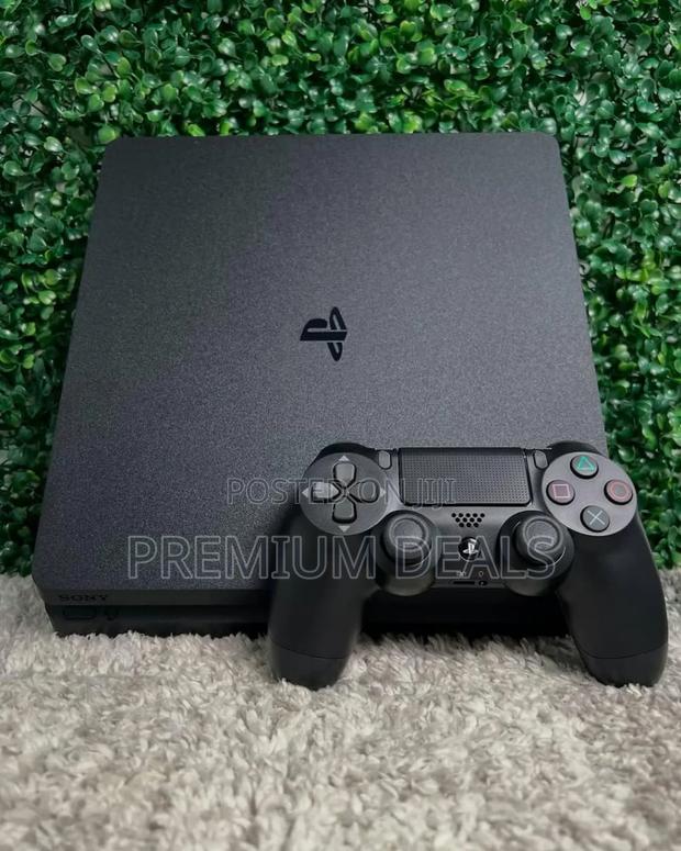 Notable Super Deal Ps4 Slim Chipped.