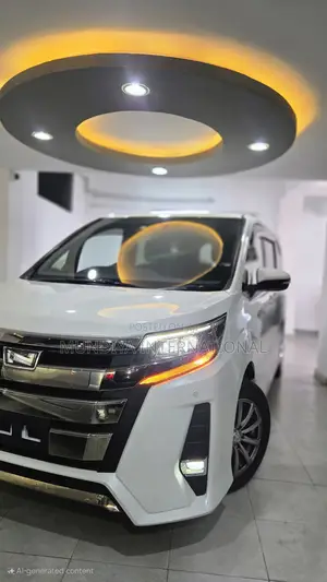 Toyota Noah 2.0 AWD (7 Seater) 2019 White