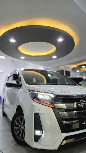 Toyota Noah 2.0 AWD (7 Seater) 2019 White