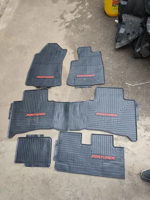 Floor Mats Toyota Fortuner 7 Seaters
