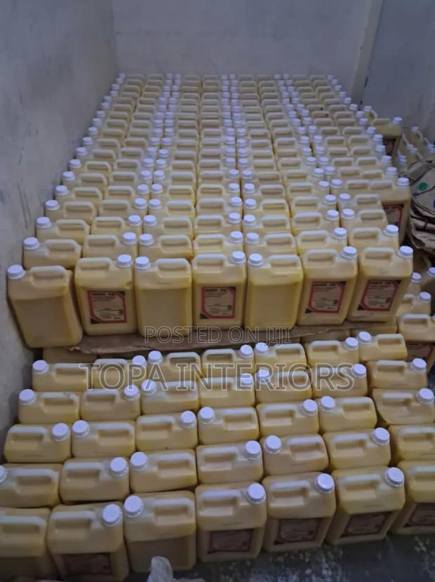 Versatile Quick Fix Bond Contact Adhesive Glue Conta - main view