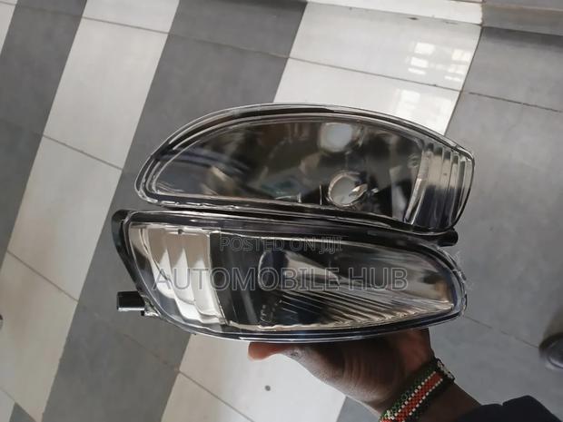 Front Bumper Reflectors for Toyota Harrier 240 – Oem Fit