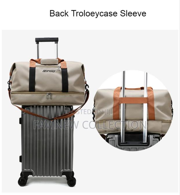 Large Capacity Travel Bag With Bottom Shoe Compartment - thumbnail 2