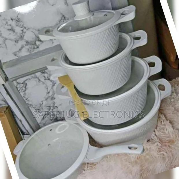 Bosch Cookware Set - 11pcs + Steam-Release Silicone Lids