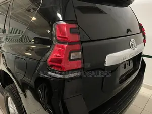 Toyota Land Cruiser Prado 2018 Black