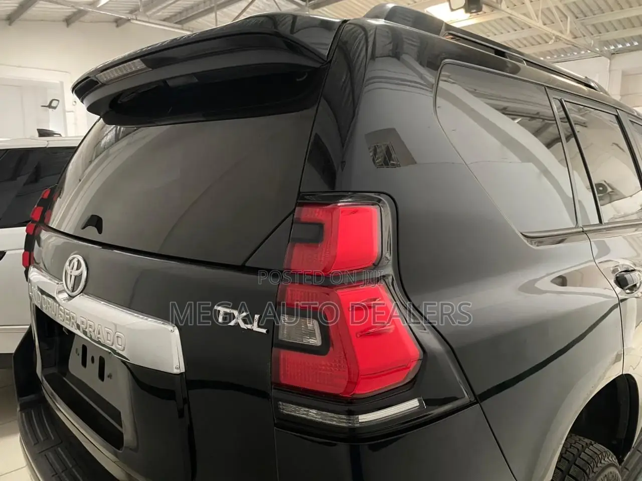 Toyota Land Cruiser Prado 2018 Black